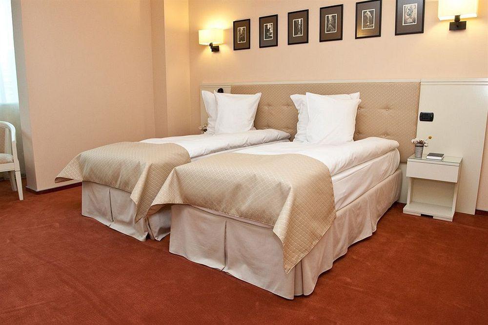 Hotel Paradis