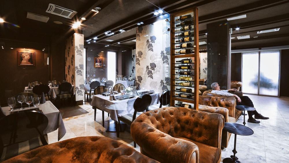 Paradis 4* Cluj-Napoca