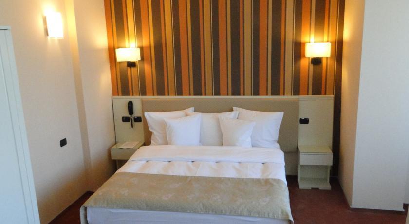 Hotel Paradis
